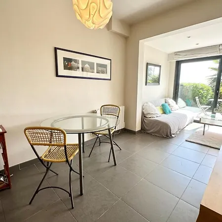 Apartment T2 Super Cosy - Front De Larmor-Plage